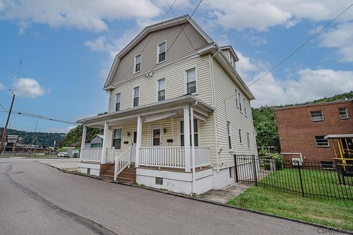 103-105 Iolite Avenue, Johnstown, PA, 15901 | Card Image