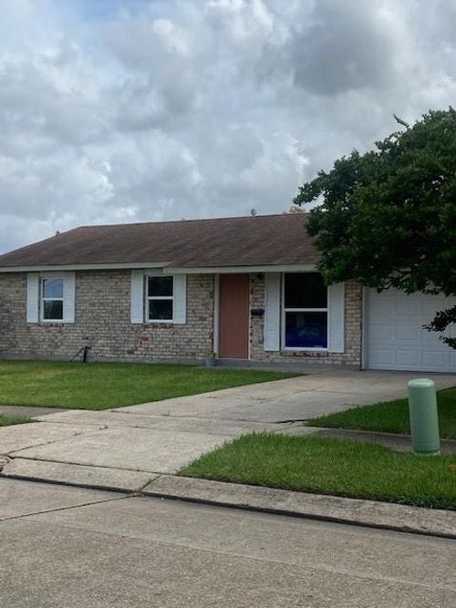 3005 Mount Kennedy Dr, Marrero, LA, 70072-5531 | Card Image