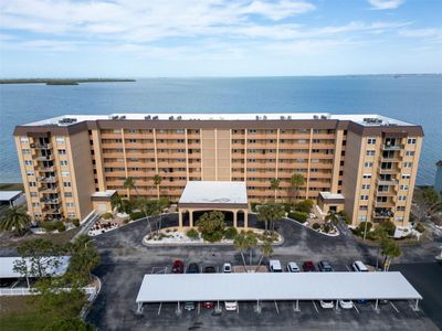 612 - 9 Haig Place, Condo with 2 bedrooms, 2 bathrooms and null parking in Dunedin FL | Image 1