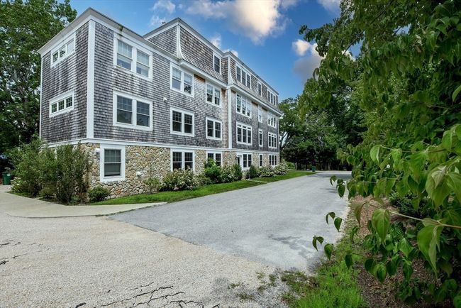 APT-4 - 324 Front St, House other with 2 bedrooms, 2 bathrooms and 2 parking in Marion MA | Image 31