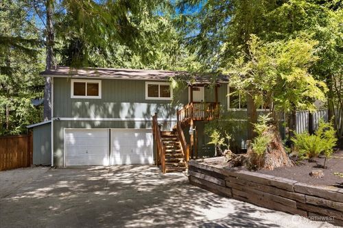 17019 426th Ave Se, North Bend, WA, 98045-9345 | Card Image