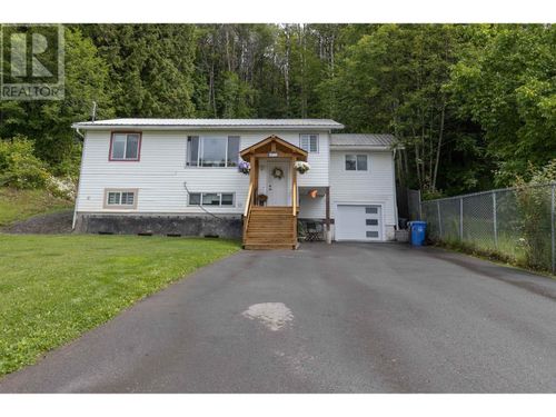3512 Hanson St, Terrace, BC, V8G2L7 | Card Image