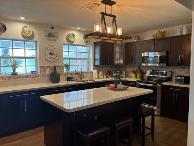 6769 Camelia Dr, House other with 3 bedrooms, 2 bathrooms and null parking in Miramar FL | Image 10
