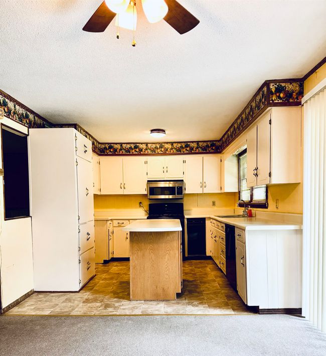 221 8 Th St Ne, House other with 3 bedrooms, 2 bathrooms and null parking in Red Bay AL | Image 9