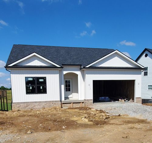2013 Thorntree Ln, Lawrenceburg, KY, 40342-9272 | Card Image