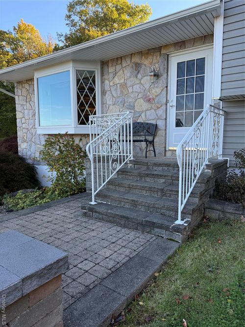 128 Lookout Pass, Stormville, NY, 12582-5225 | Card Image
