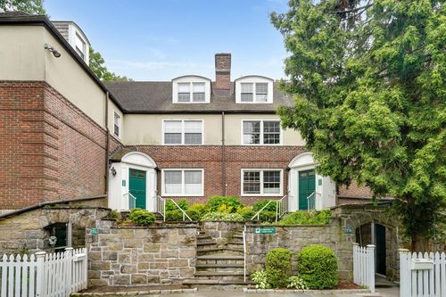 apt-2c-11 Sentry Pl, Scarsdale, NY, 10583-2518 | Card Image