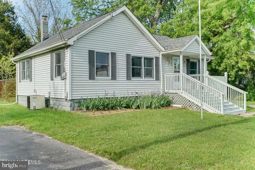 15 Buckley Ln, Bayville, NJ, 08721-2003 | Card Image