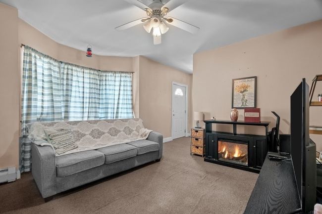 207 Buffinton St, House other with 4 bedrooms, 1 bathrooms and null parking in Fall River MA | Image 6