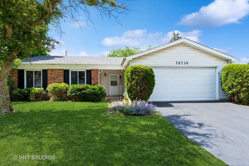 5S730 Malibu Ln, Naperville, IL, 60540-3738 | Card Image