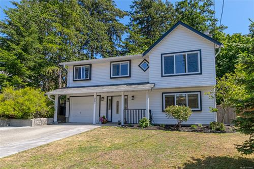 365 Cotlow Rd, Victoria, BC, V9C3W8 | Card Image