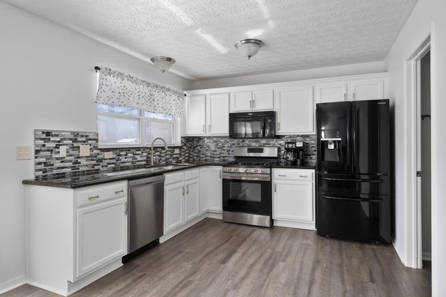 5536 Winchester Meadows Dr, House other with 5 bedrooms, 4 bathrooms and null parking in Canal Winchester OH | Image 14