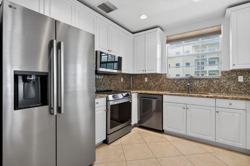 304-800 Juno Ocean Walk, Juno Beach, FL, 33408-1105 | Card Image