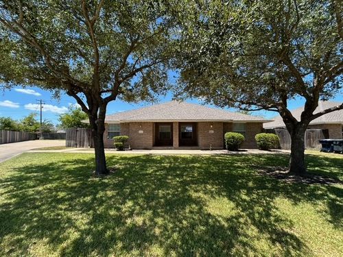 3742 Oldenburg Ln, College Station, TX, 77845-3962 | Card Image