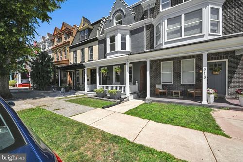911 E Orange St, LANCASTER, PA, 17602-3213 | Card Image
