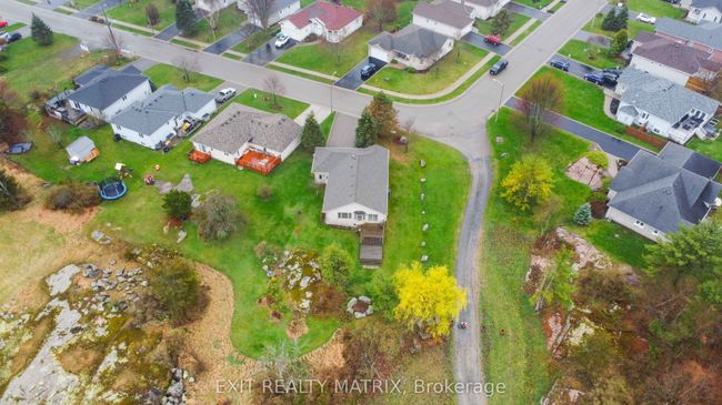 145 Garfield St, House other with 4 bedrooms, 3 bathrooms and 4 parking in Gananoque ON | Image 37