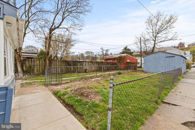2 S Front St, Home with 3 bedrooms, 2 bathrooms and null parking in WORMLEYSBURG PA | Image 5