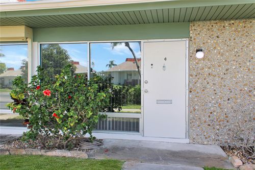 apt-c-4333 Tahitian Gardens Cir, HOLIDAY, FL, 34691-3720 | Card Image