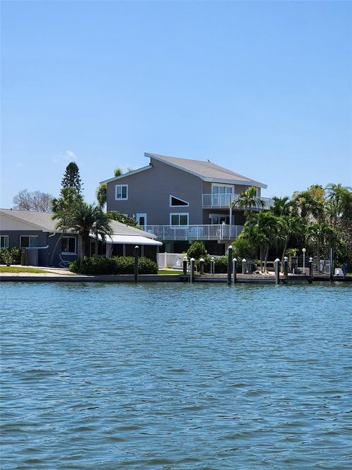 17404 1st St E, REDINGTON SHORES, FL, 33708-4202 | Card Image