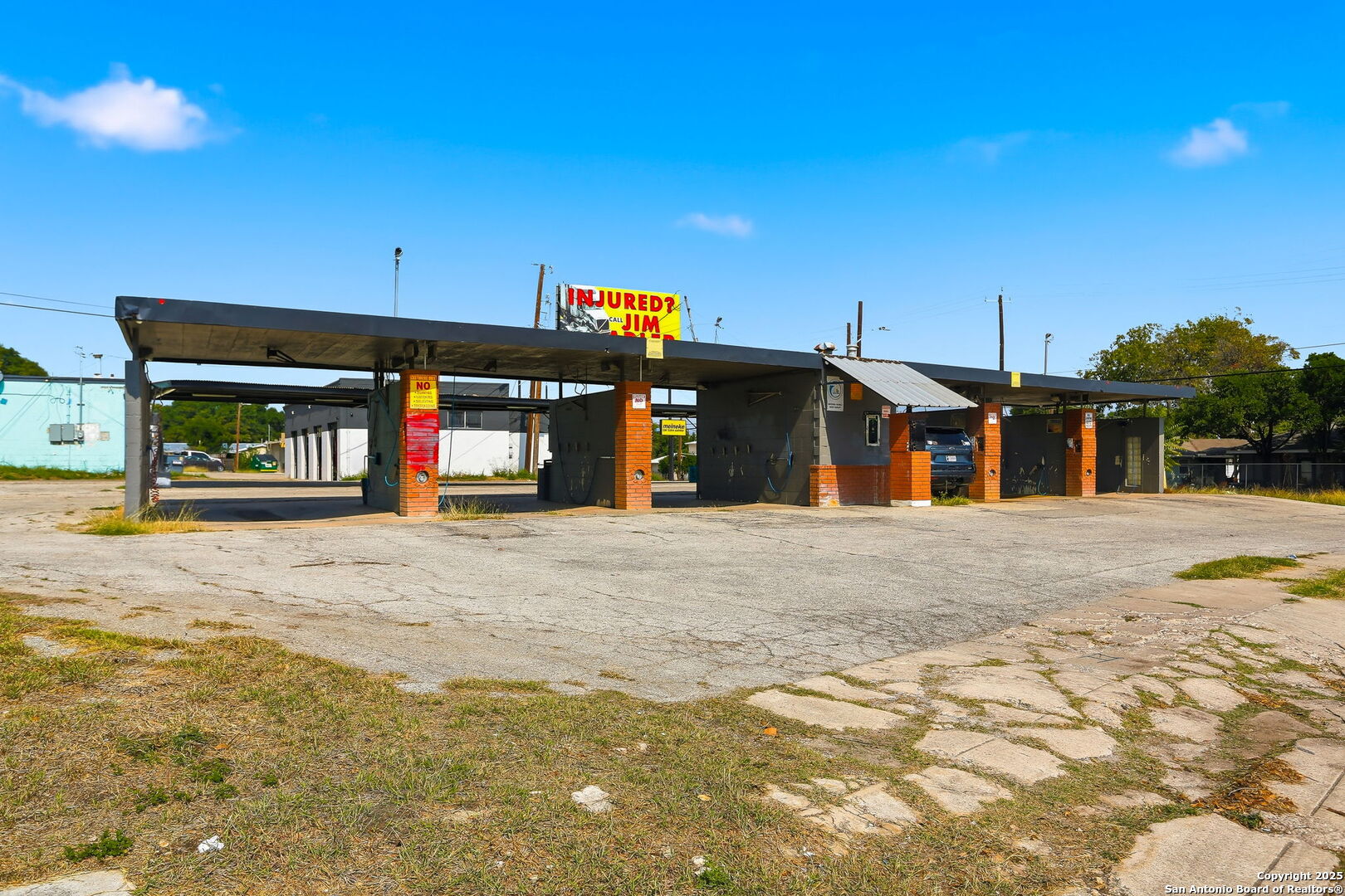 Commercial Sale in San Antonio