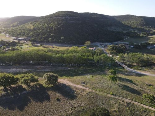 19-6098 N Us Hwy 83, Leakey, TX, 78873 | Card Image