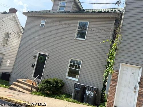 483 Dallas St, Morgantown, WV, 26505-5603 | Card Image