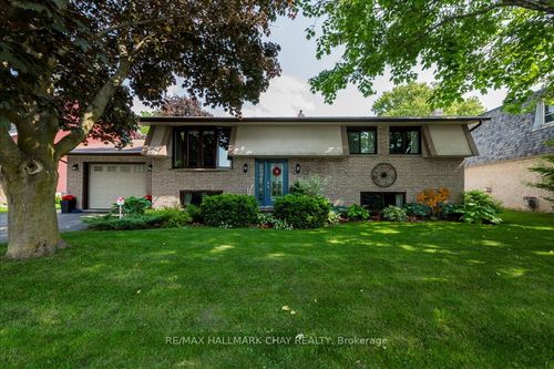 17 Glenview Ave, Elmvale, ON, L0L1P0 | Card Image