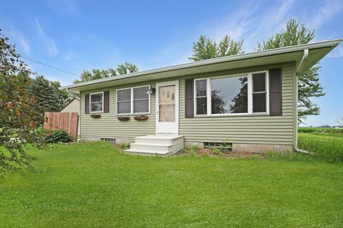 6418 Independence Ave, Waterloo, IA, 50703-9357 | Card Image
