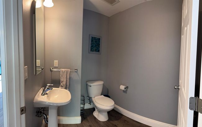 APT-1B - 21 Kamauhalii Way, Condo with 3 bedrooms, 3 bathrooms and null parking in Wailuku HI | Image 18