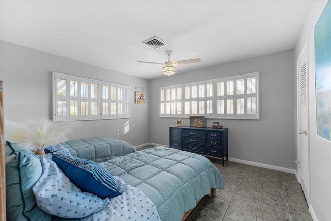102 Villa Cir, Condo with 2 bedrooms, 2 bathrooms and null parking in Atlantis FL | Image 28