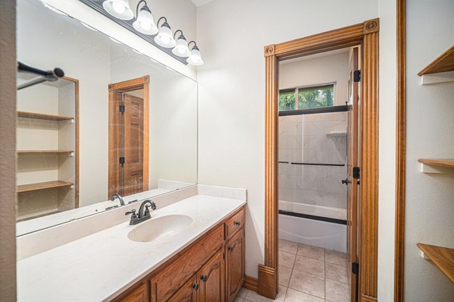 613 Seals Rd, House other with 4 bedrooms, 4 bathrooms and null parking in Bartonville TX | Image 23