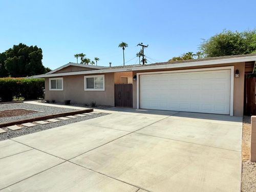74515 Leslie Ave, Palm Desert, CA, 92260-2028 | Card Image