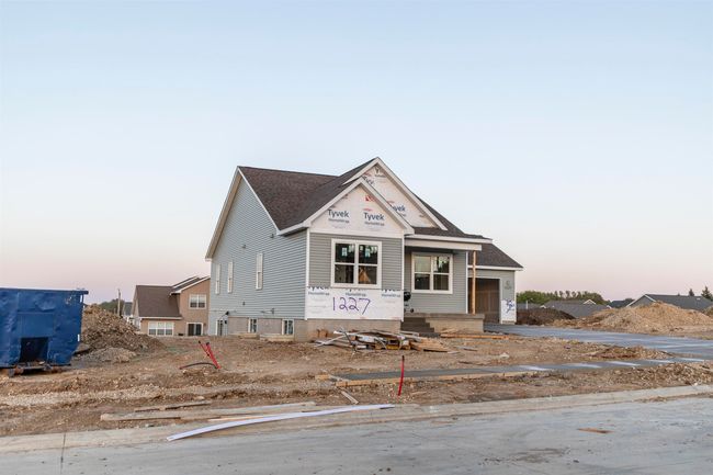 1227 Stone Ln, House other with 3 bedrooms, 2 bathrooms and null parking in Waverly IA | Image 6