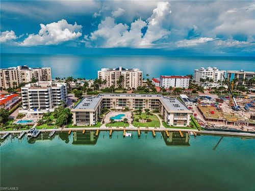 205-3200 Gulf Shore Blvd N, NAPLES, FL, 34103 | Card Image