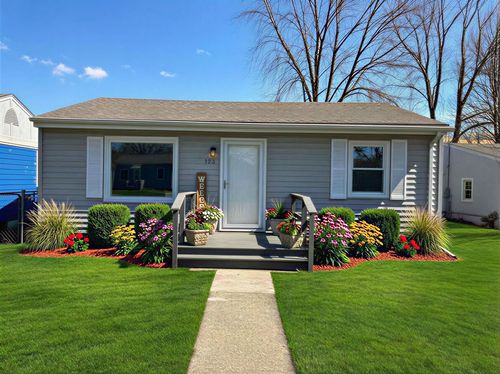 172 N Jackson Ave, Bradley, IL, 60915-1826 | Card Image