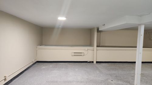 b-907 Simcoe St N, Oshawa, ON, L1G4W1 | Card Image