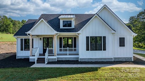 3981 Zero Mull Rd, Morganton, NC, 28655-8304 | Card Image