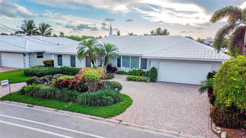 5721 Bayview Dr, Fort Lauderdale, FL, 33308-2830 | Card Image