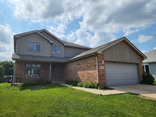 609 Flanagan Dr, Minooka, IL, 60447-8756 | Card Image