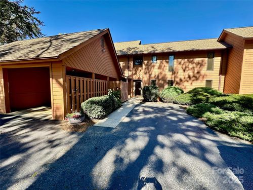 25-25 Village Dr, Asheville, NC, 28803-3146 | Card Image