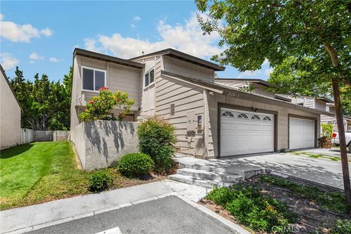 a-2626 N Tustin Ave, Santa Ana, CA, 92705-1040 | Card Image