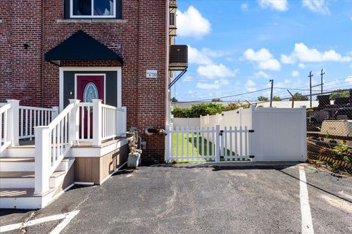 101-37 Stevens St, Haverhill, MA, 01830-4856 | Card Image