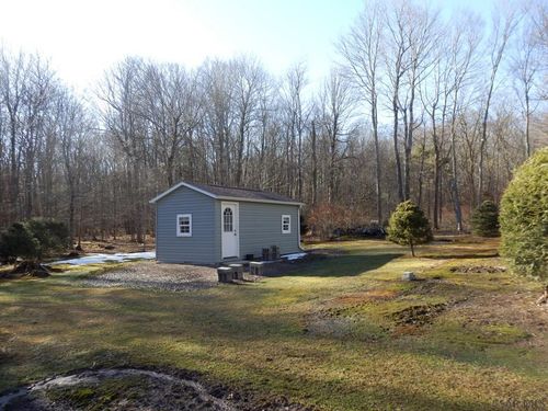 4015 Greenville Rd, MEYERSDALE, PA, 15552-8521 | Card Image