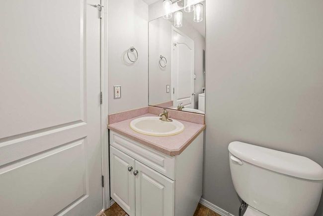 5 - 4626 44 Street, Townhouse with 2 bedrooms, 2 bathrooms and 1 parking in Sylvan Lake AB | Image 18
