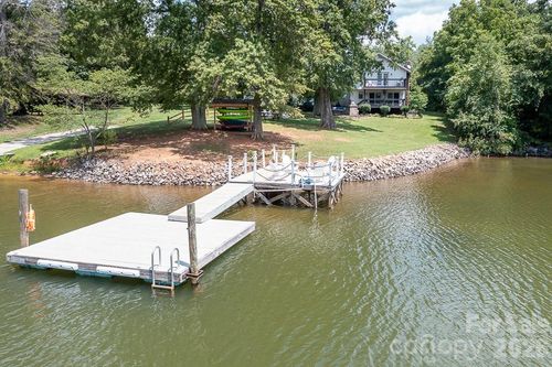 118 Waterfowl Ln, Mooresville, NC, 28117-8144 | Card Image