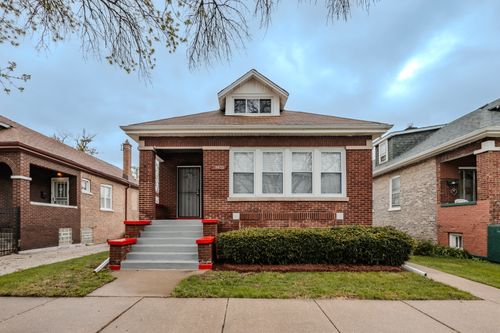 9035 S Marshfield Ave, CHICAGO, IL, 60620-5546 | Card Image