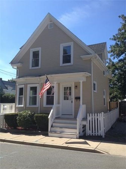 53 Groveland St, Lynn, MA, 01902-1822 | Card Image