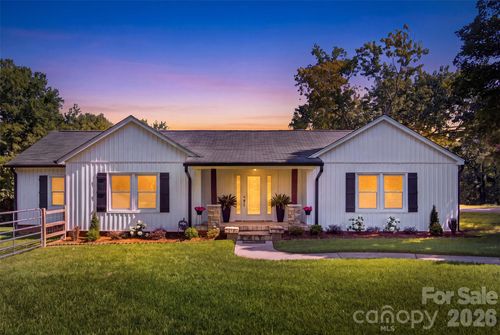 10814 Moores Chapel Road, Charlotte, NC, 28214 | Card Image