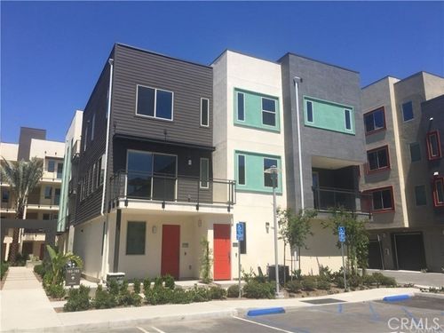 175 Bowery, Irvine, CA, 92612 | Card Image