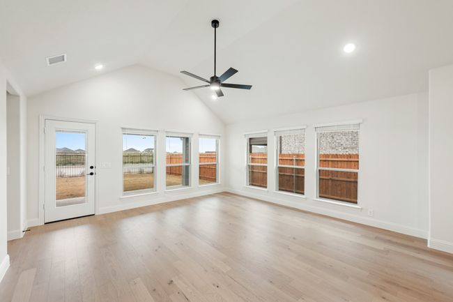 1016 Silver Sage Dr, House other with 4 bedrooms, 2 bathrooms and null parking in Justin TX | Image 16